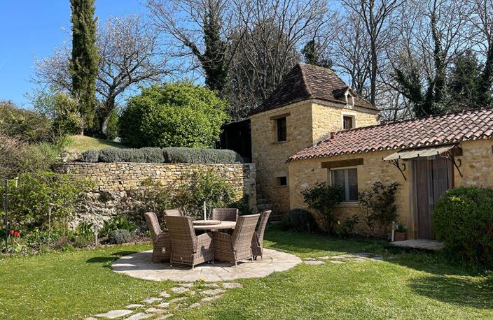 Élégante propriété de style périgourdin avec dépendances et piscine, proche d'un village — photo 3