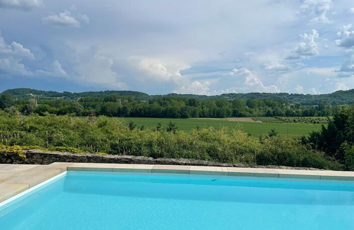 Élégante propriété de style périgourdin avec dépendances et piscine, proche d'un village — photo 4