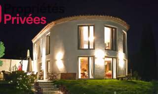 Immeuble  800 m² à vendre à Arles (13200)
