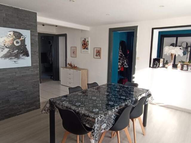 Maison 6 pièces,  terrain 1200 m2 — photo du bien