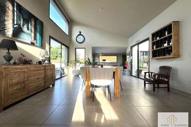 Maison 5 pièces 599900 €