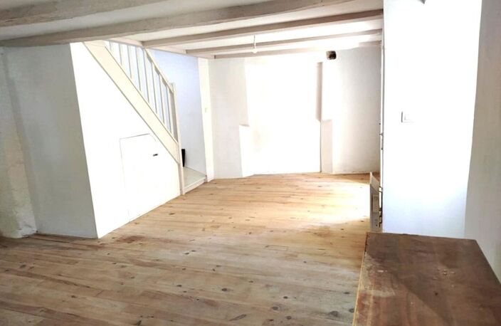 Maison de bourg rénovée — photo 3