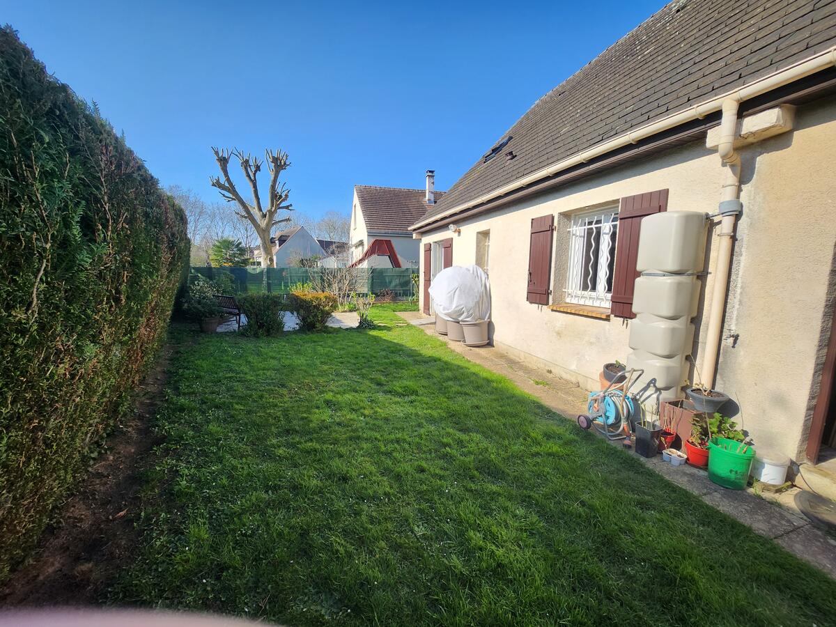 Villa / Maison  T6 à vendre Crépy-en-Valois 60800