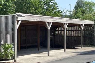 Garage  57 €