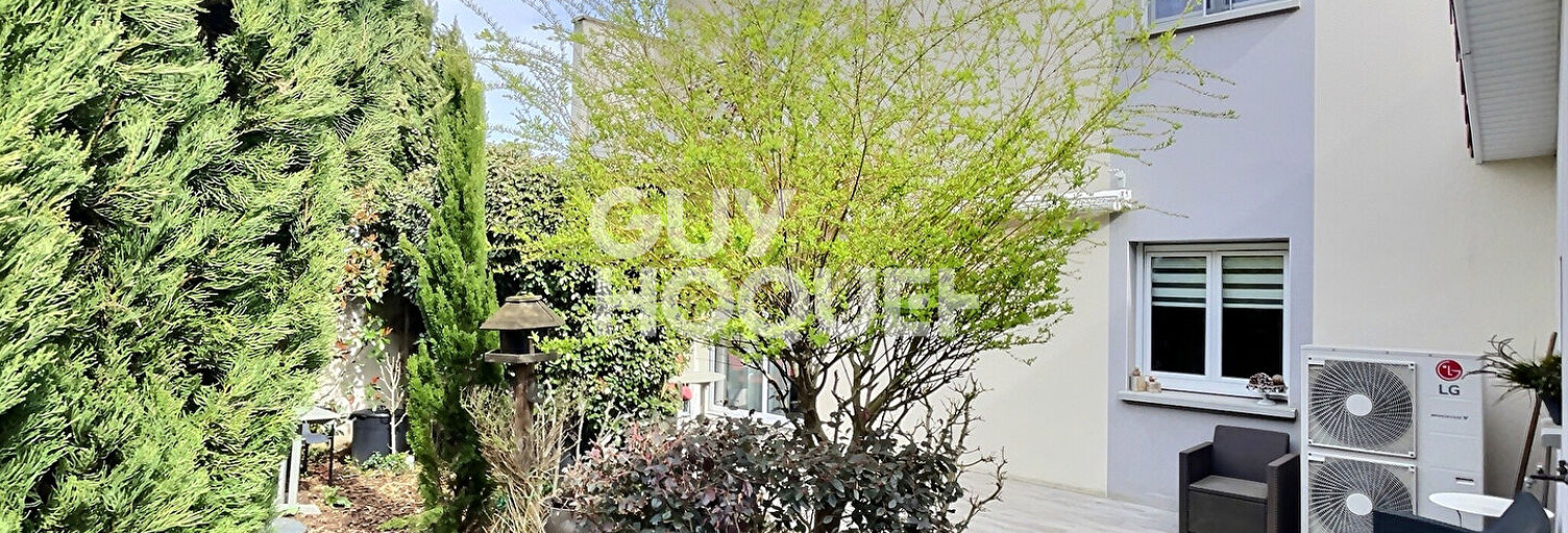 Maison 4 Pièces 106 m² à vendre à Saint-Laurent-de-Mure (69720)