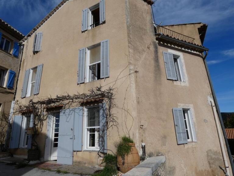 Entre Aups et Régusse Maison de Village 76 m² avec extérieurs — photo 1
