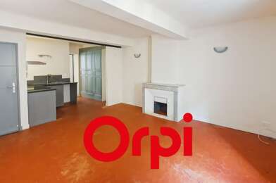 Appartement 2 pièces 830 €