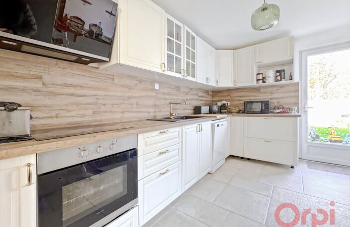 Maison familiale rénovée en 2024 - jardin et garage - DPE C — photo 5