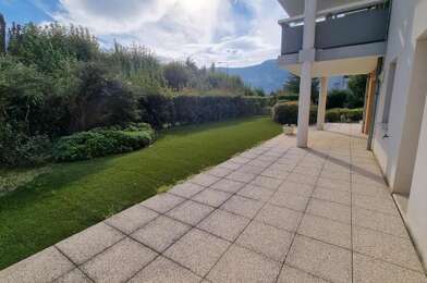 Appartement 4 pièces 1045 €