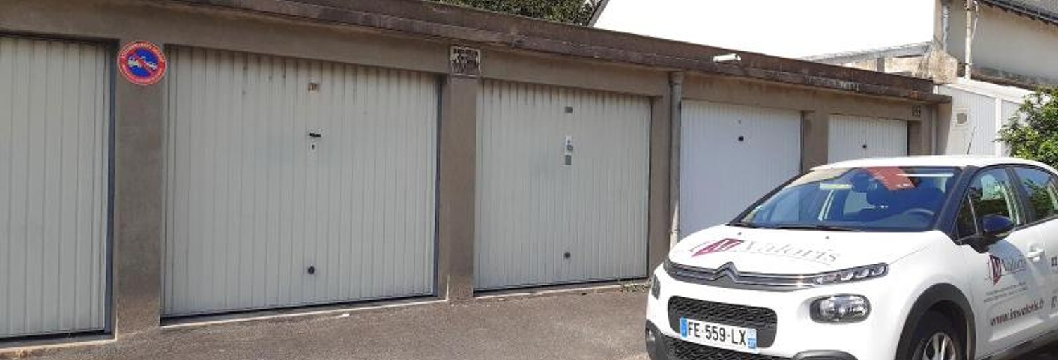 Garage   m² à louer à Tours (37000)