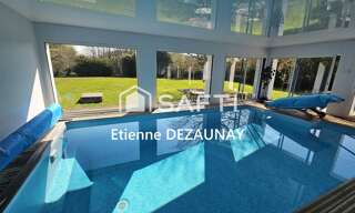 Maison 10 Pièces 286 m² à vendre à La Chapelle-des-Marais (44410)