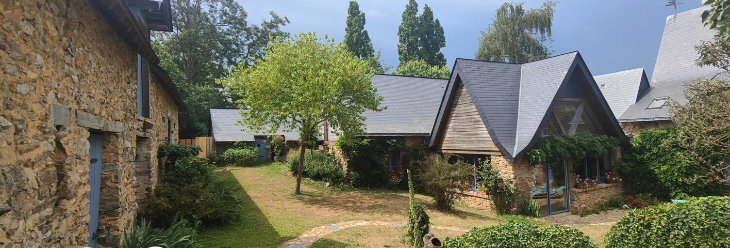 Maison 8 Pièces 225 m² à vendre à Les Hauts-d'Anjou (49330)
