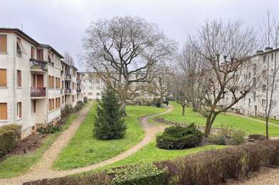 Appartement 4 pièces 215000 €