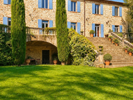 DOMAINE DE CARACTÈRE EN ARDÈCHE, 2 HECTARES, RIVIÈRE, PISCIN — photo 2