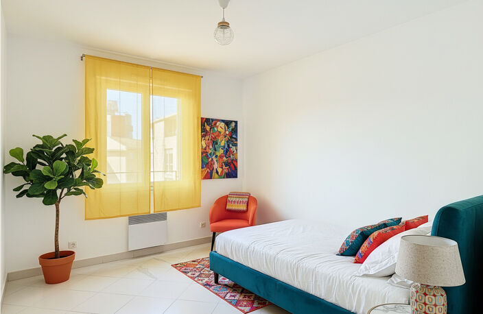 Appartement T3 84 m2 avec terrasse   Allées Provençales   Ce — photo 4