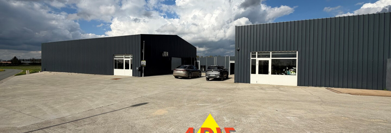 Garage  699 m² à vendre à Benet (85490)