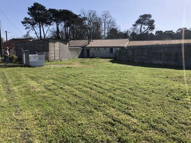 MAISON MEDOCAINE MITOYENNE GRAND JARDIN ET GARAGE — photo du bien