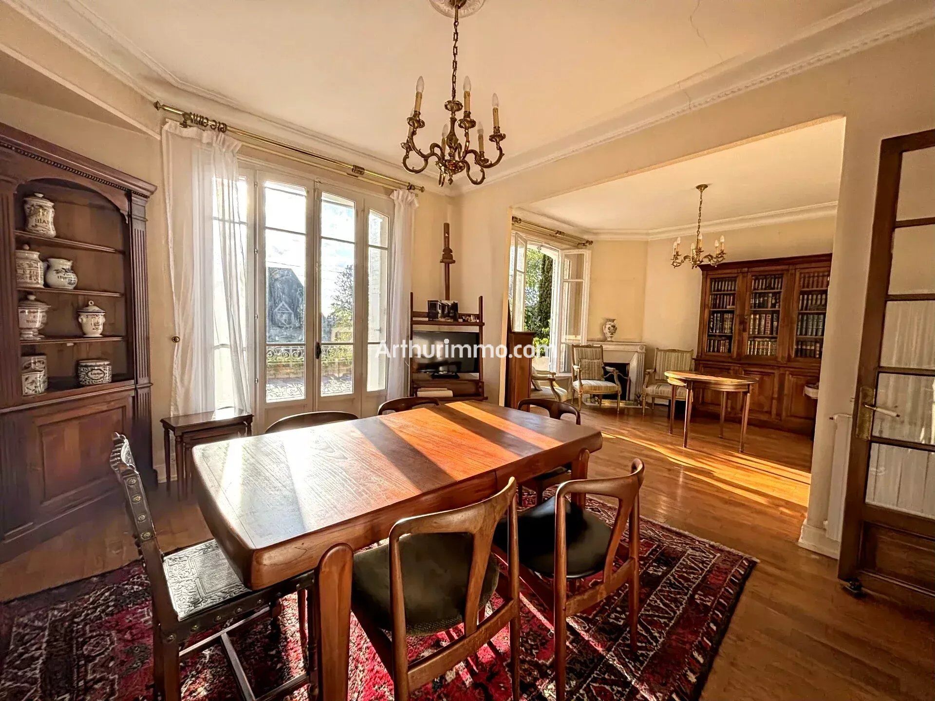 Maison 6 pièces 152 m² · à Sucy-en-Brie · 152 m² · 590 000 €