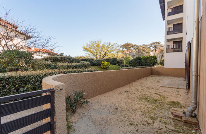 Appartement T3 entièrement rénové avec terrasse d'angle de 4 — photo 2
