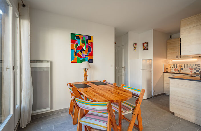 Appartement T3 entièrement rénové avec terrasse d'angle de 4 — photo 3