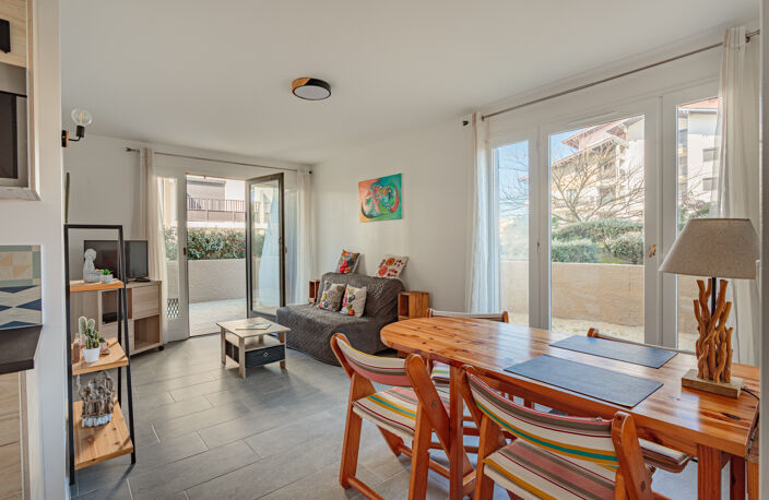 Appartement T3 entièrement rénové avec terrasse d'angle de 4 — photo 5
