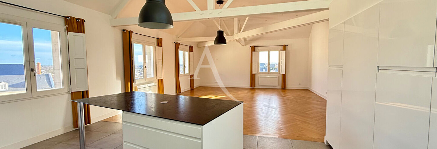 Appartement 4 Pièces 151 m² à louer à Château-Gontier-sur-Mayenne (53200)