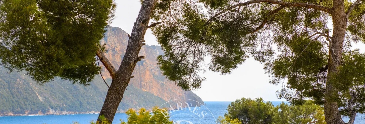 Maison 9 Pièces 176 m² à vendre à Cassis (13260)