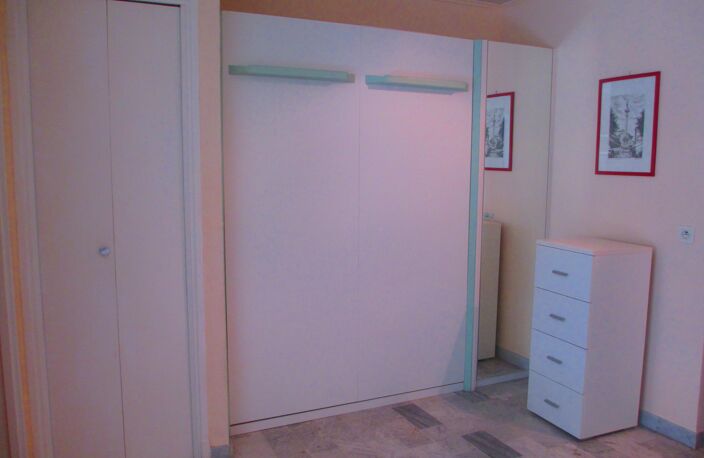  A saisir beau  studio 29 M2 Centre  Roquebrune Cap Martin 165 000 euros — photo 3