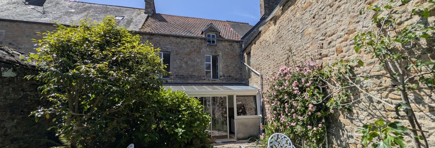 Maison 4 Pièces 105 m² à vendre à Saint-Pierre-Église (50330)