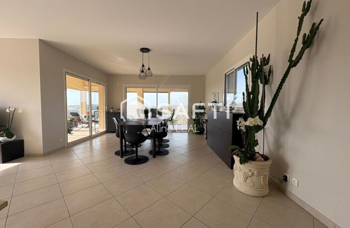 Maison  5 pièces - 158 m2 — photo 2
