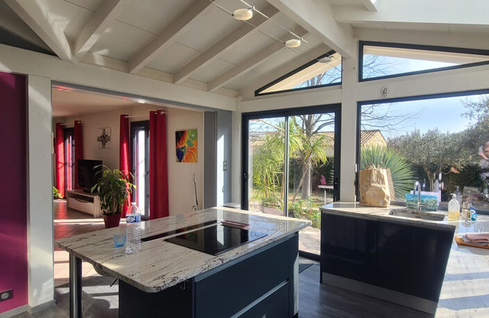 CABRIERES - VILLA PLAIN-PIED, CLIMATISEE, 4 CHAMBRES DONT 1 — photo 5