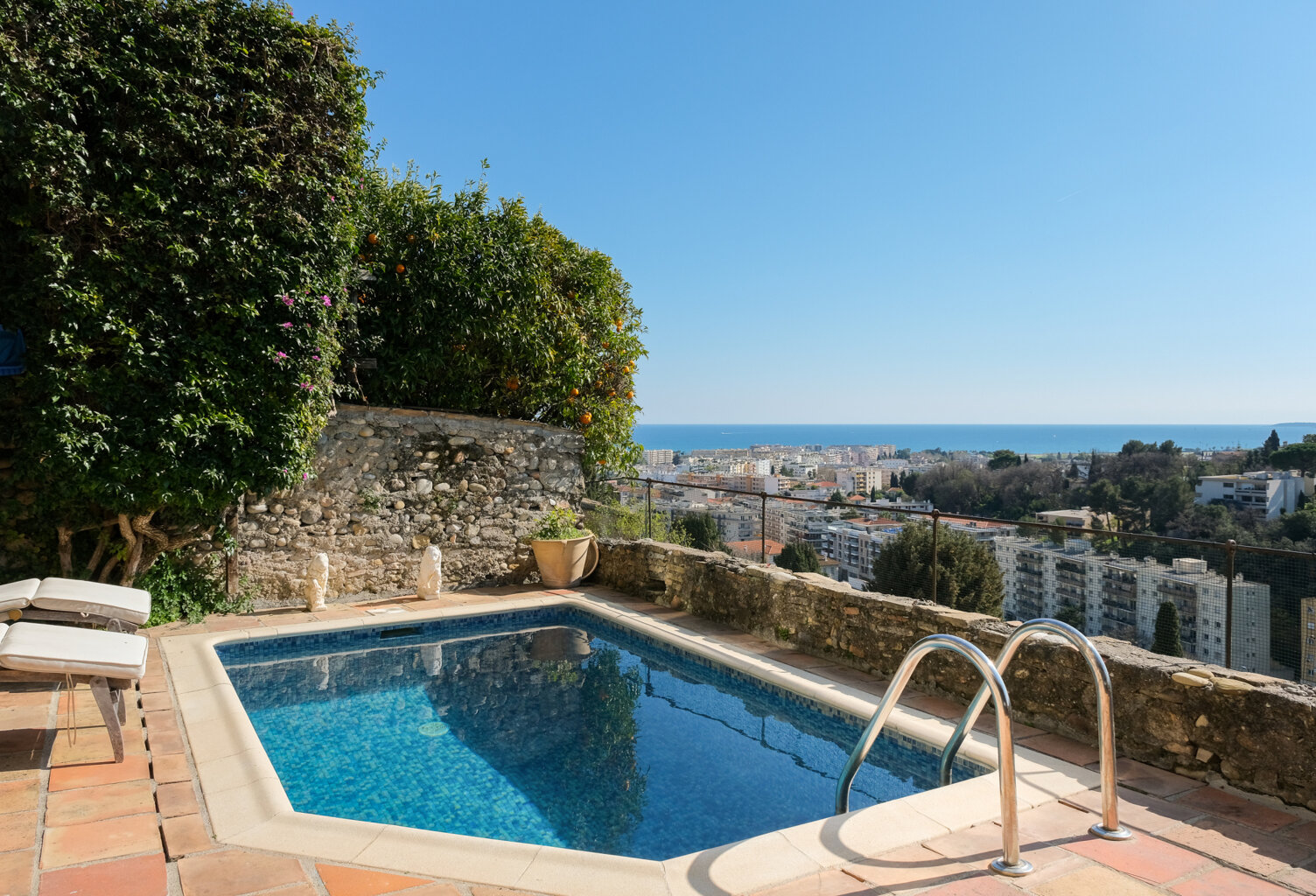 Haut de Cagnes - Villa 4 chambres avec piscine, terrasses vu — photo 1