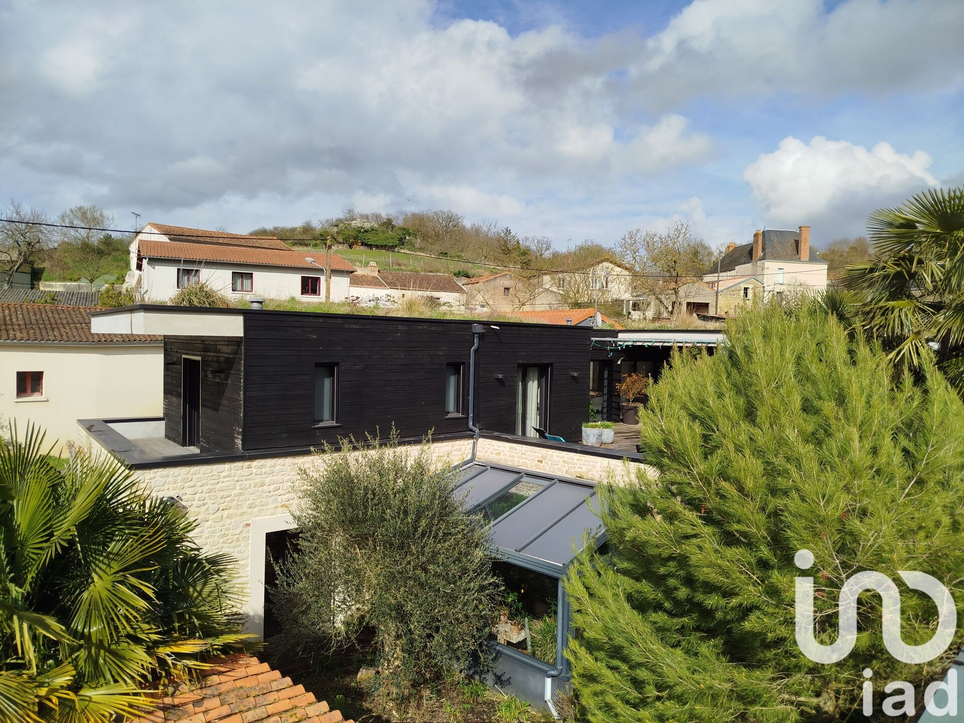 Thouars - 227m² - 8p. - 4ch.