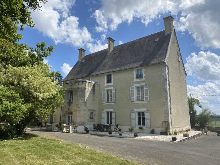 Château — photo 1