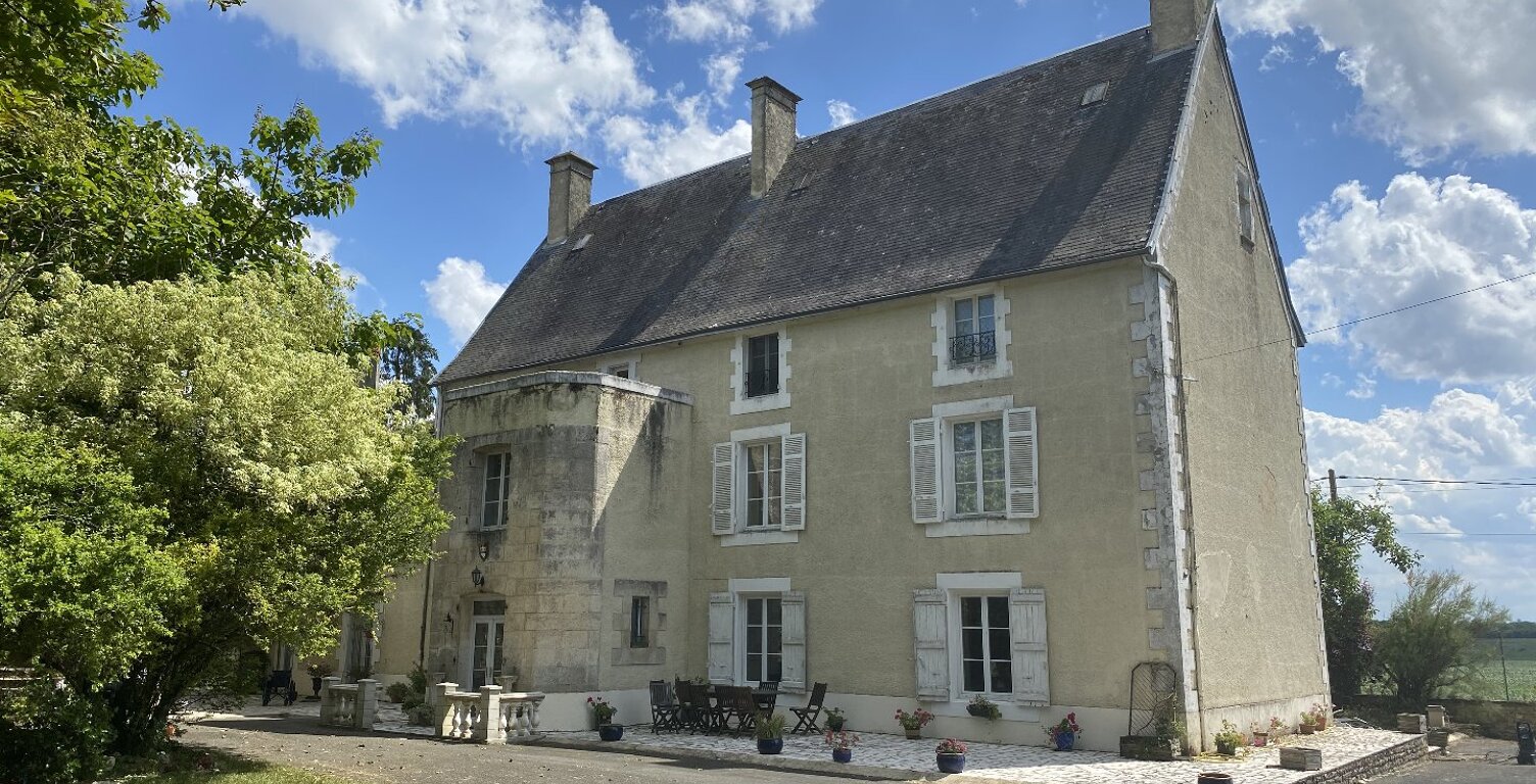 Château — photo 1