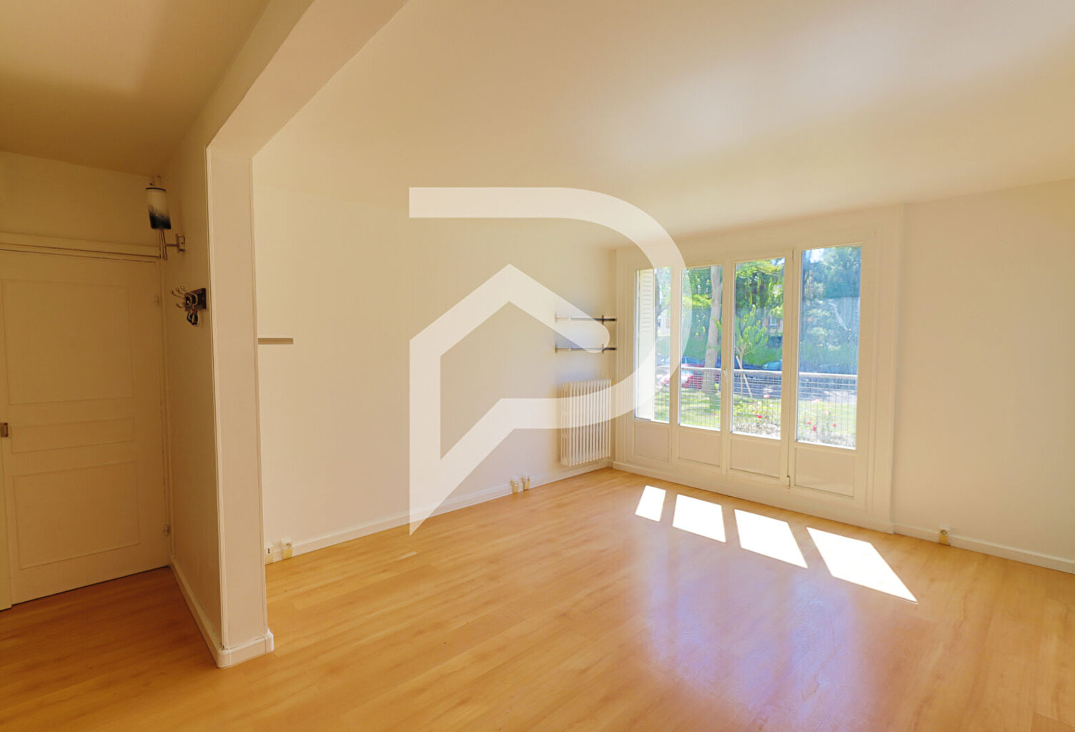 Appartement Chatou 3 pièce(s) 52.90 m2 — photo 1