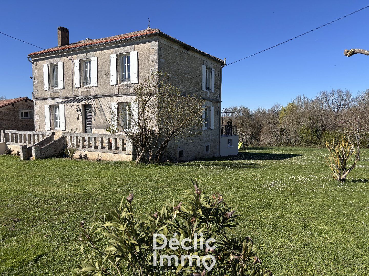 Villa / Maison  T6 à vendre Champniers 16430
