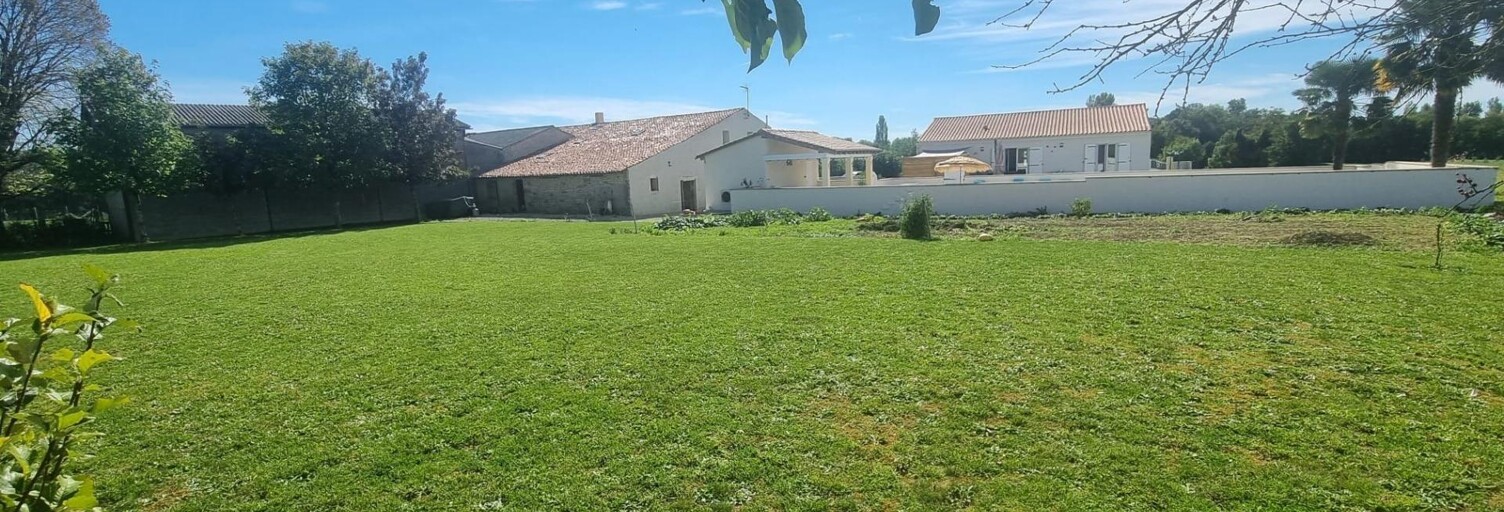 Maison 14 Pièces 291 m² à vendre à Le Gicq (17160)