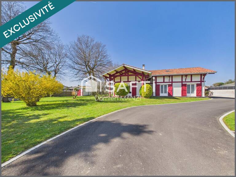 SUPERBE MAISON T7 AVEC PISCINE ET GARAGE — photo 1