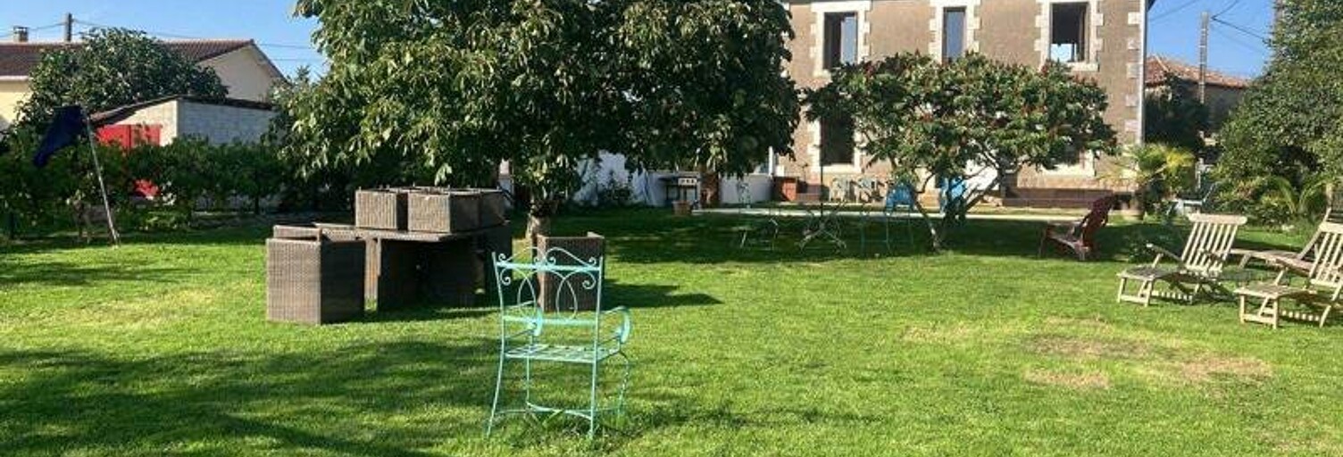 Maison 5 Pièces 121 m² à vendre à Confolens (16500)