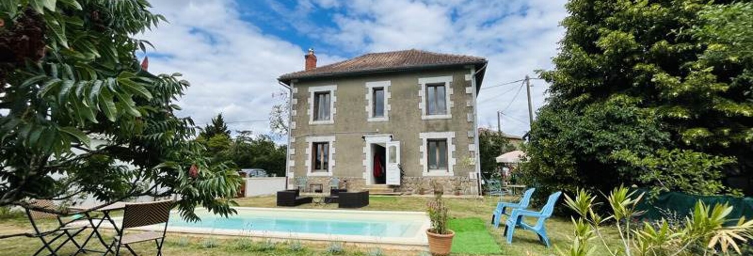 Maison 5 Pièces 121 m² à vendre à Confolens (16500)