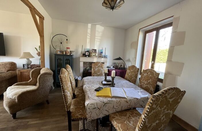 Maison en pierre de 5 pièces principales — photo 2