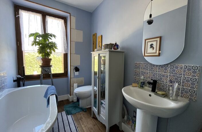 Maison en pierre de 5 pièces principales — photo 5