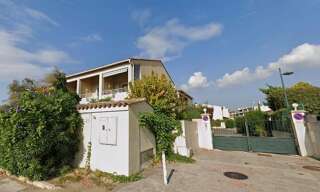 Garage   m² à louer à Saint-Cyr-sur-Mer (83270)