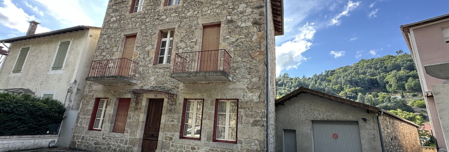 Maison 13 Pièces 215 m² à vendre à Vals-les-Bains (07600)
