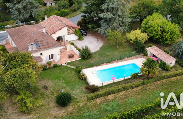 Vente Maison/villa 7 pièces — photo 2