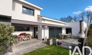 Maison 6 Pièces 189 m² à vendre à Montaigu-Vendée (85600)