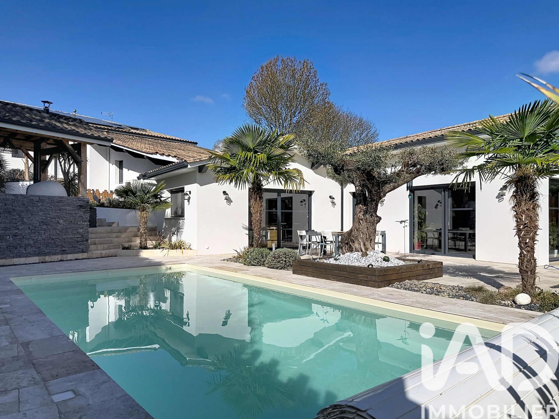 Maison à vendre, 7 pièces, 263 m², Neuvicq