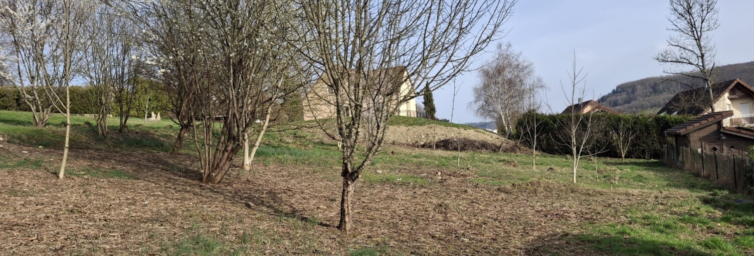 Terrain  1748 m² à vendre à Ornans (25290)