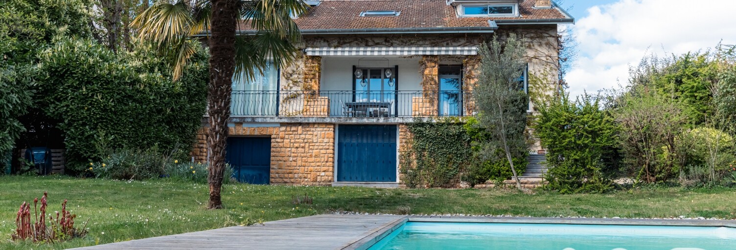 Maison 8 Pièces 236 m² à vendre à Écully (69130)